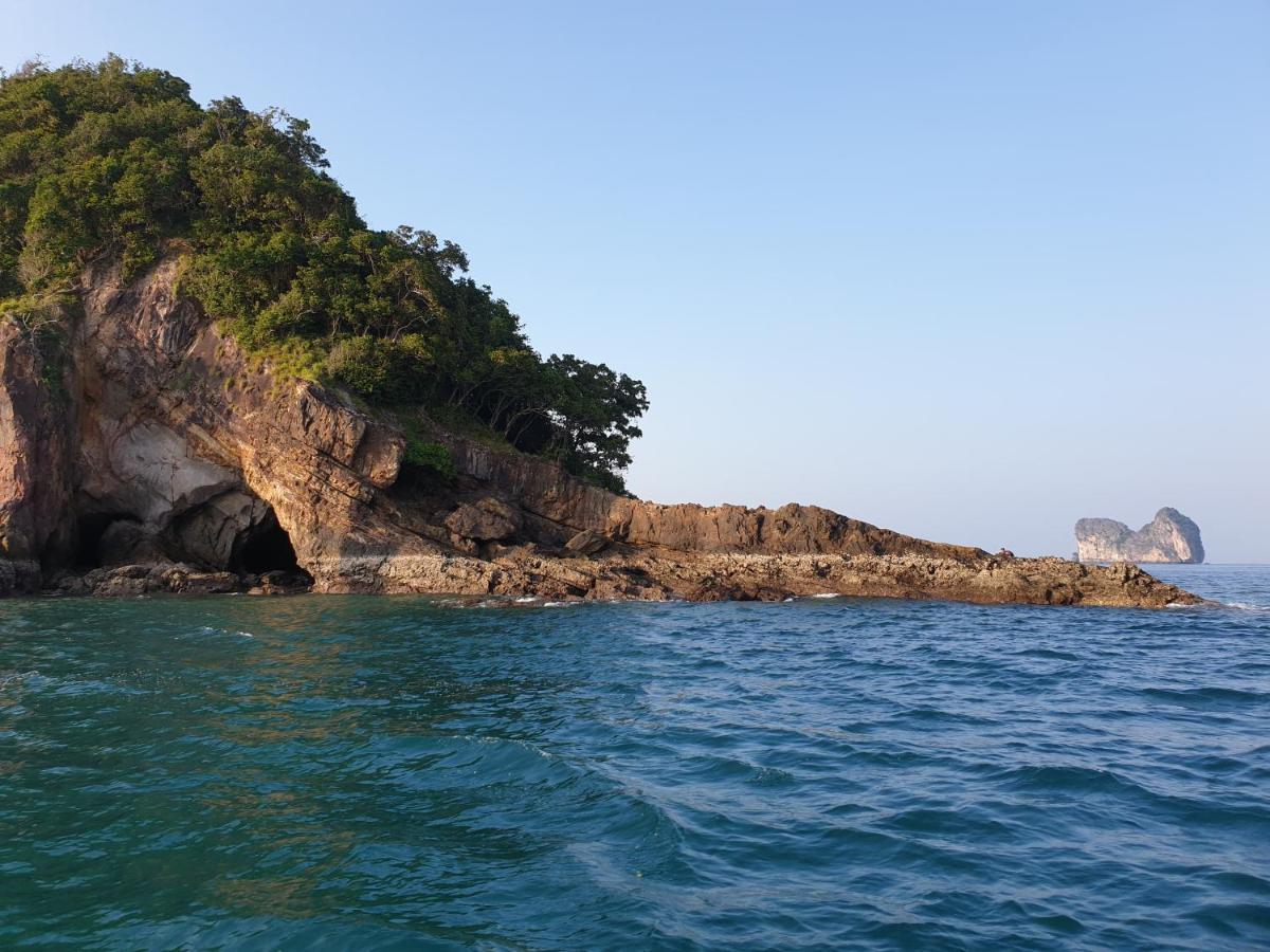 Aladdin Guest House Ko Phi Phi Exterior foto