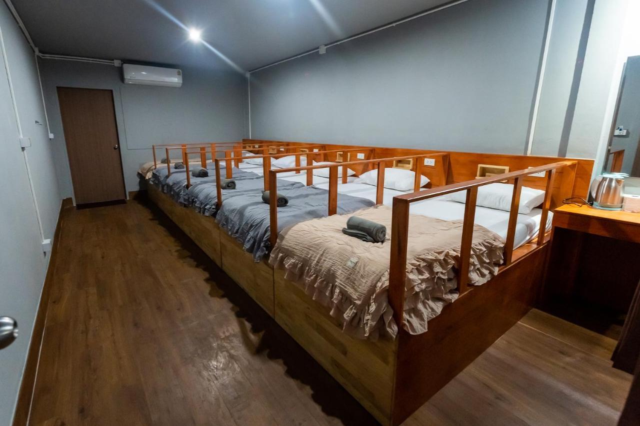 Aladdin Guest House Ko Phi Phi Exterior foto